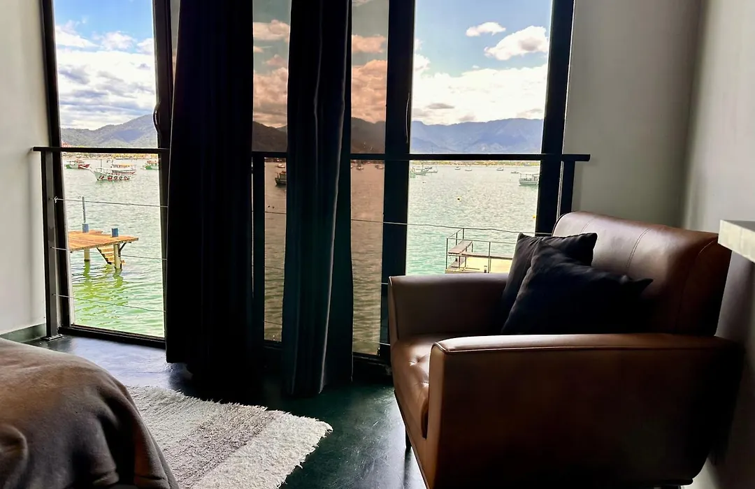 1819 Marine Hotel-1